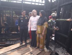 Netta Indian Kunjungi Korban Kebakaran di Suka Pindah.