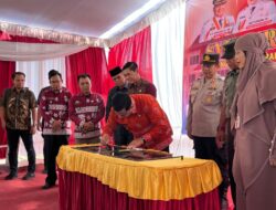 Bupati Banyuasin Resmikan Kantor Lurah Air Batu Jaya dan Keramat Raya