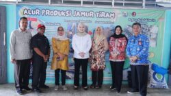 Wabup Netta Tinjau Inovasi Olahan Jamur Tiram