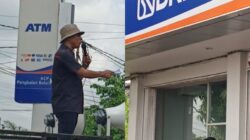 Massa Ormas JPKP Geruduk Bank BRI Pangkalan Balai Minta Transparansi Terkait Pinjaman KUR dan Kredit Macet