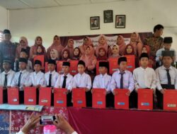 Dengan Tema “Selamat Meraih Cita-cita dan Masa Depan Gemilang” SDN 17 Rantau Bayur lepas 21 Siswa/i Tahun Ajaran 2025-2026